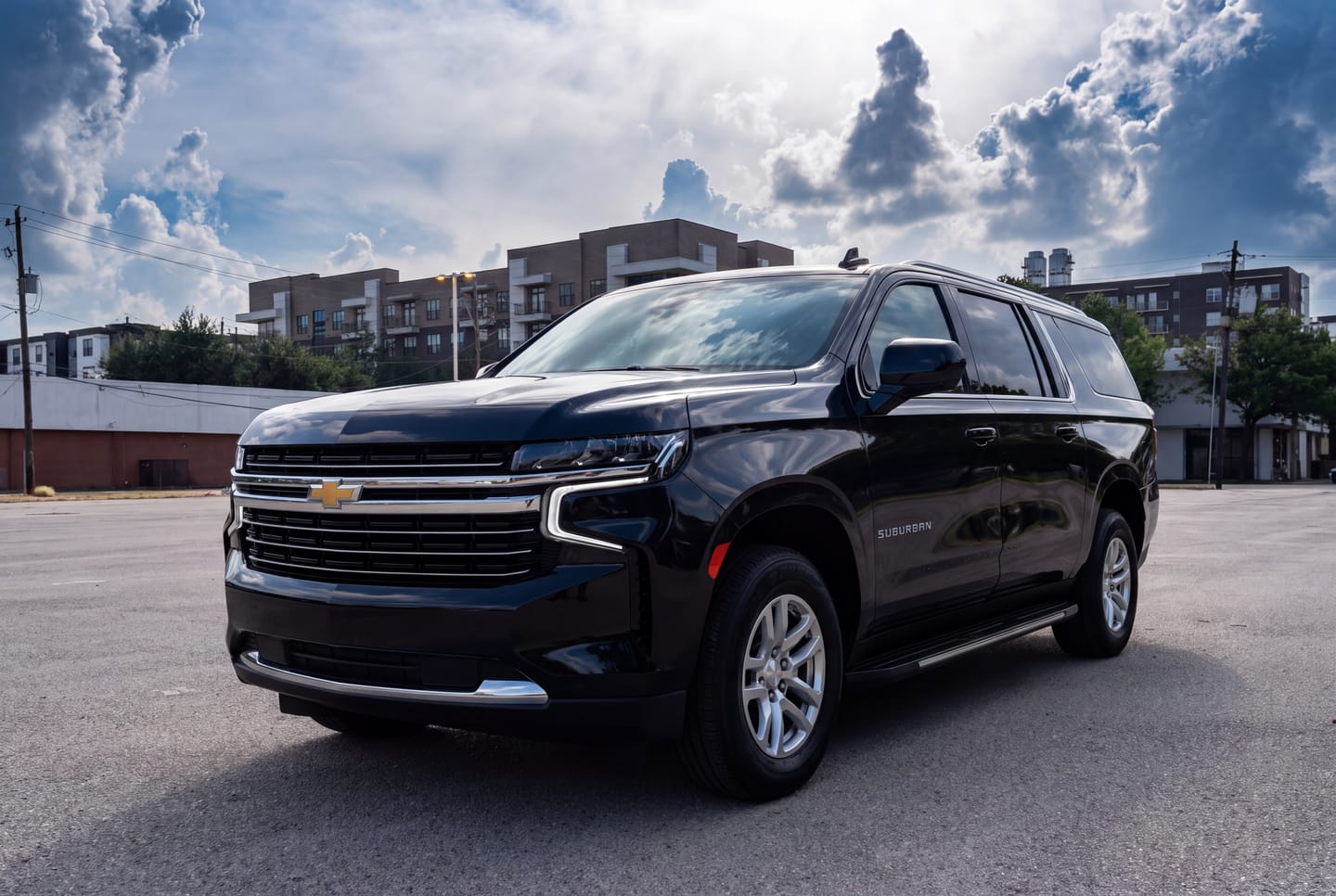 2024 Chevrolet Suburban LT